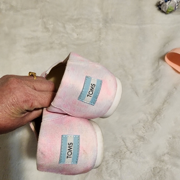 Toms shoes for women size 8.5 - Picture 4 of 6